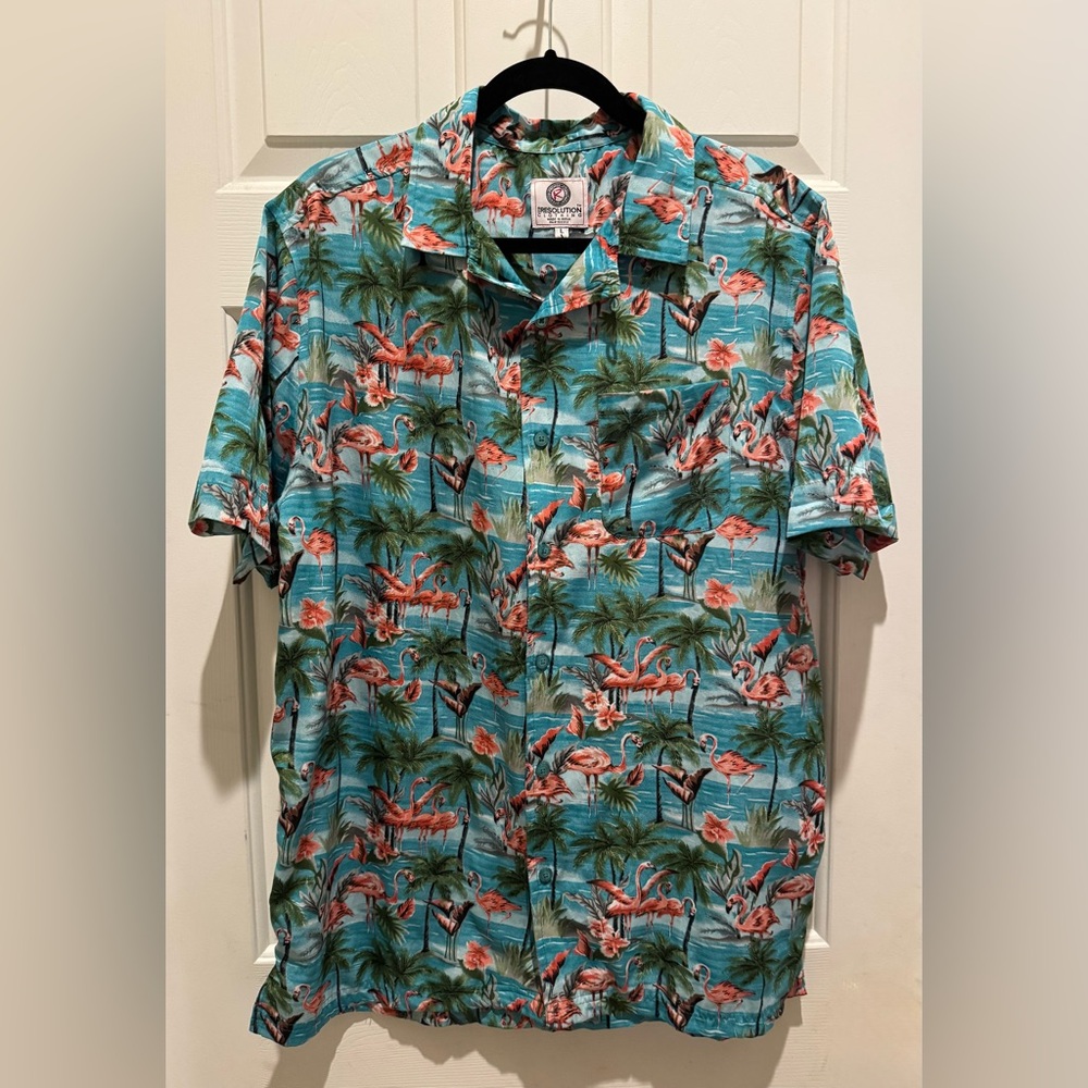 One Resolution Clothing Mens Large 100% Polyester Short Sleeve Flamingo Shirt